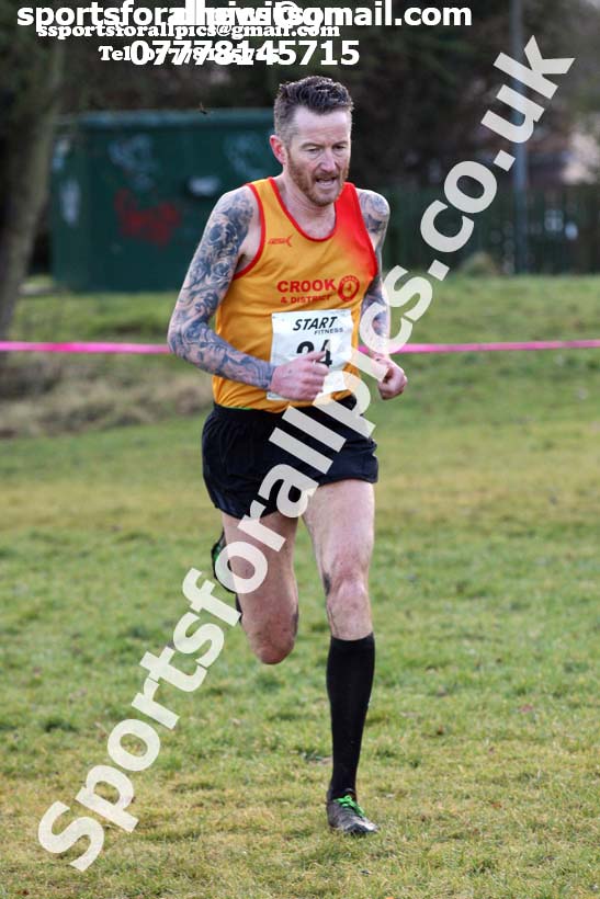 Mens 35 to 64s, 2018 North Eastern Masters, Darlington. Photo: David T. Hewitson/Sports for All Pics